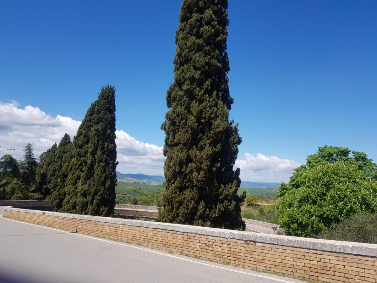 فندق Dimora In Francigena San Quirico dʼOrcia المظهر الخارجي الصورة