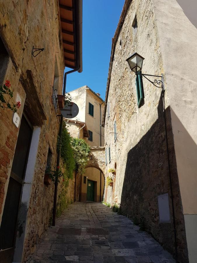 فندق Dimora In Francigena San Quirico dʼOrcia المظهر الخارجي الصورة